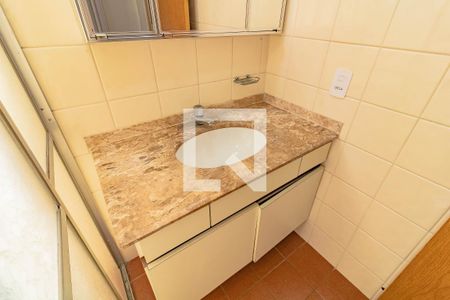 Banheiro de apartamento à venda com 3 quartos, 70m² em Chácara Inglesa, São Paulo