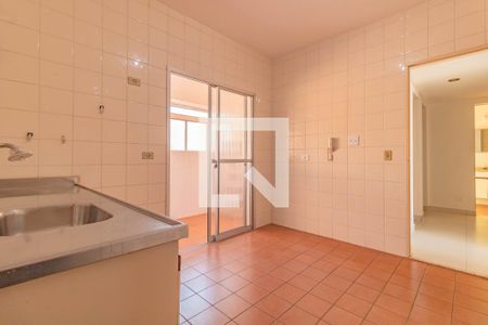 Cozinha de apartamento à venda com 3 quartos, 70m² em Chácara Inglesa, São Paulo