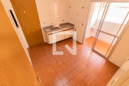 Cozinha de apartamento à venda com 3 quartos, 70m² em Chácara Inglesa, São Paulo