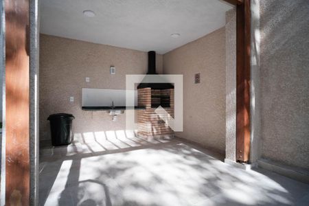 Apartamento à venda com 37m², 2 quartos e sem vaga Apartamento à venda com 37m², 2 quartos e sem vagaÁrea comum - Churrasqueira