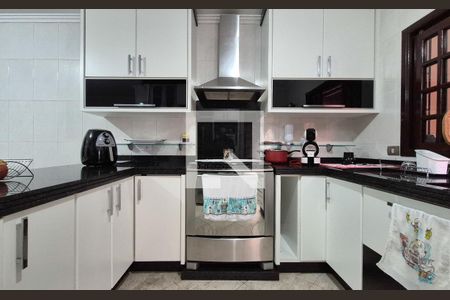Cozinha de casa à venda com 3 quartos, 300m² em Parque Novo Oratório, Santo André