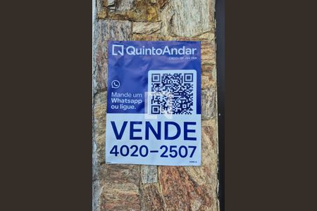 Fachada de casa à venda com 3 quartos, 300m² em Parque Novo Oratório, Santo André