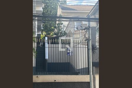Fachada/Placa de kitnet/studio para alugar com 1 quarto, 30m² em Jardim Guanabara, Rio de Janeiro