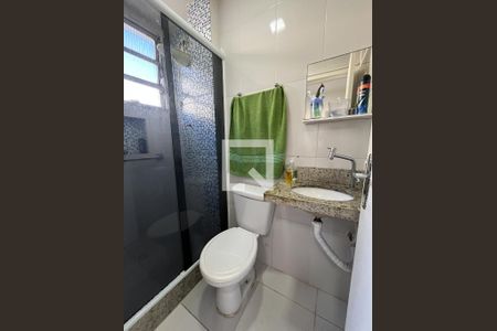 Banheiro 2 de kitnet/studio para alugar com 1 quarto, 30m² em Jardim Guanabara, Rio de Janeiro