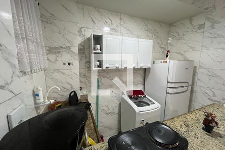 cozinha de kitnet/studio para alugar com 1 quarto, 30m² em Jardim Guanabara, Rio de Janeiro
