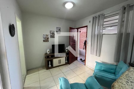 Sala de kitnet/studio à venda com 1 quarto, 30m² em Jardim Guanabara, Rio de Janeiro