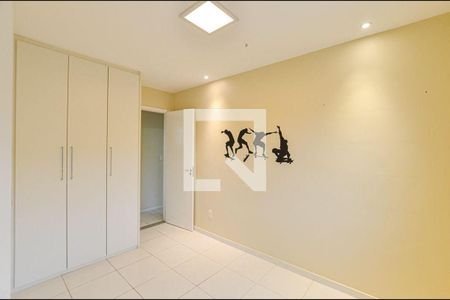 Casa à venda com 4 quartos, 140m² em Piratininga, Niterói