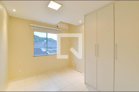 Casa à venda com 4 quartos, 140m² em Piratininga, Niterói