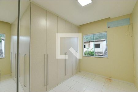 Casa à venda com 4 quartos, 140m² em Piratininga, Niterói