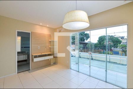 Casa à venda com 4 quartos, 140m² em Piratininga, Niterói