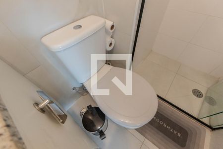 Banheiro de kitnet/studio para alugar com 1 quarto, 30m² em Bela Vista, São Paulo