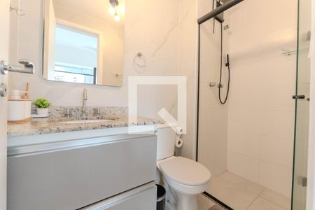 Banheiro de kitnet/studio para alugar com 1 quarto, 30m² em Bela Vista, São Paulo