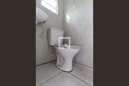 Banheiro de casa para alugar com 1 quarto, 60m² em Vila Ede, São Paulo