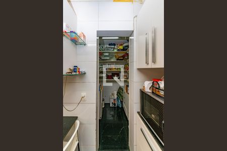 Cozinha de casa à venda com 4 quartos, 350m² em Gutierrez, Belo Horizonte