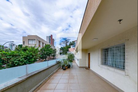 Área comum de casa à venda com 4 quartos, 350m² em Gutierrez, Belo Horizonte