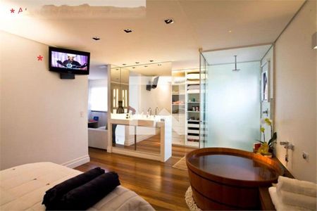 Apartamento à venda com 1 quarto, 80m² em Tatuapé, São Paulo