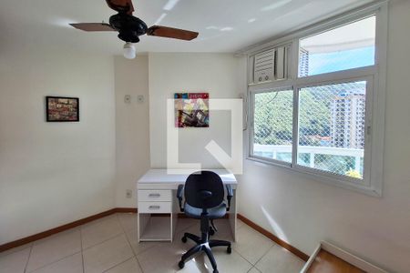 Quarto 1 de apartamento para alugar com 2 quartos, 78m² em Santa Rosa, Niterói