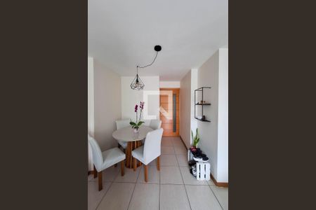 Sala de apartamento para alugar com 2 quartos, 78m² em Santa Rosa, Niterói