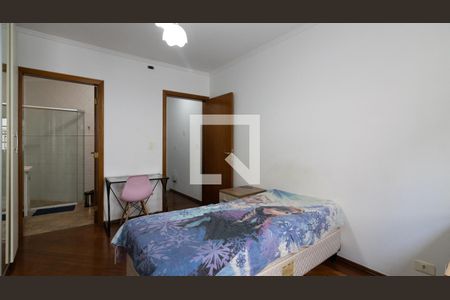 Suíte 2 de casa à venda com 3 quartos, 225m² em Chácara Cruzeiro do Sul, São Paulo