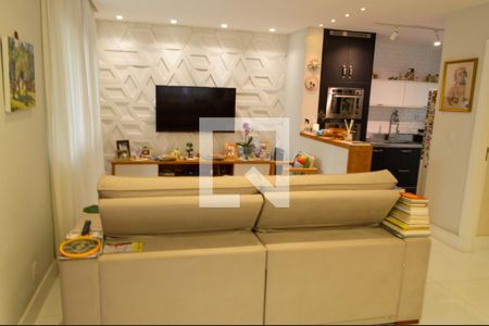 Sala de casa de condomínio à venda com 3 quartos, 228m² em Freguesia (jacarepaguá), Rio de Janeiro