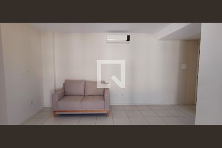 Sala de apartamento para alugar com 2 quartos, 71m² em Bom Abrigo, Florianópolis