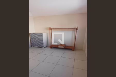 Quarto de apartamento para alugar com 2 quartos, 71m² em Bom Abrigo, Florianópolis