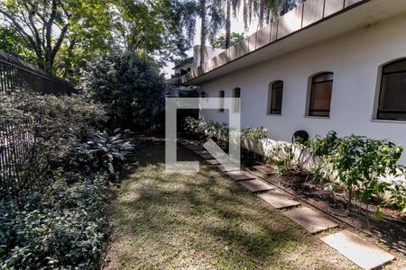 Jardim de casa à venda com 6 quartos, 1157m² em Cidade Jardim, São Paulo