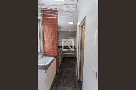Área de Serviço de apartamento para alugar com 3 quartos, 82m² em Serra, Belo Horizonte