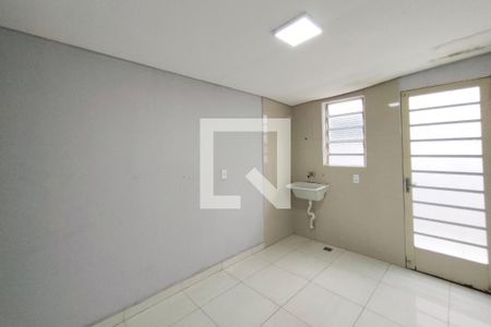 Área de Serviço de casa para alugar com 4 quartos, 230m² em Parque Residencial Vila União, Campinas