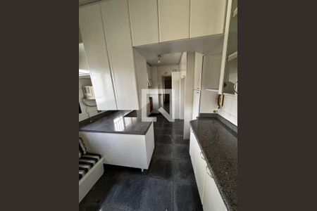 Foto 04 de apartamento à venda com 4 quartos, 250m² em Vila Suzana, São Paulo