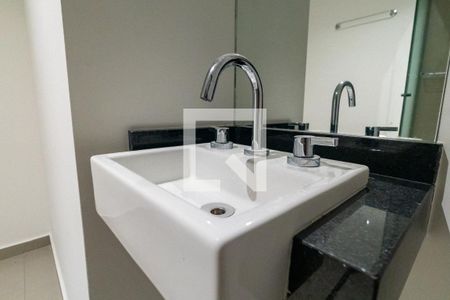 Banheiro de kitnet/studio à venda com 1 quarto, 16m² em Vila Clementino, São Paulo