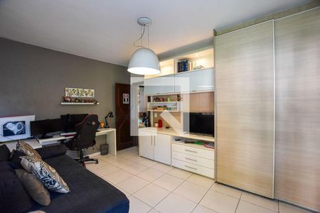 Casa à venda com 4 quartos, 375m² em Itaipu, Niterói