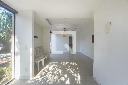 Casa à venda com 4 quartos, 375m² em Itaipu, Niterói