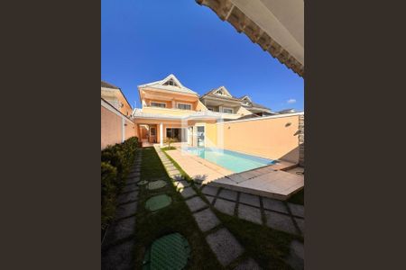 Casa à venda com 5 quartos, 300m² em Barra da Tijuca, Rio de Janeiro