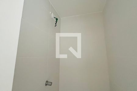 Banheiro de apartamento à venda com 2 quartos, 32m² em Vila Maria, Guarulhos