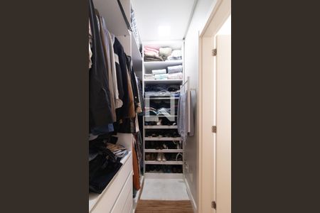 Closet Suíte  de casa de condomínio à venda com 3 quartos, 197m² em Glória, Porto Alegre