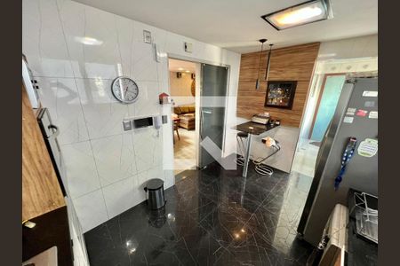 Cozinha de apartamento para alugar com 4 quartos, 140m² em Dona Clara, Belo Horizonte