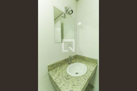 Banheiro de kitnet/studio para alugar com 1 quarto, 32m² em Vila Prudente, São Paulo