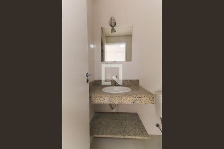 Banheiro de kitnet/studio para alugar com 1 quarto, 27m² em Vila Prudente, São Paulo