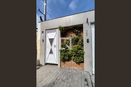 Fachada de casa para alugar com 1 quarto, 38m² em Sacomã, São Paulo