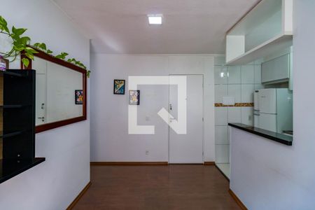 Sala de apartamento para alugar com 2 quartos, 43m² em Vila Pirajussara, São Paulo