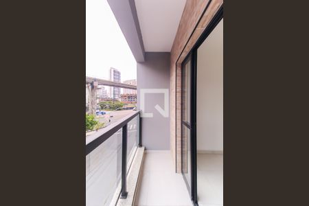 Varanda de kitnet/studio para alugar com 1 quarto, 27m² em Vila Prudente, São Paulo
