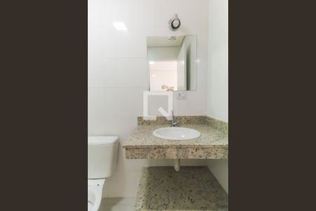 Banheiro de kitnet/studio para alugar com 1 quarto, 27m² em Vila Prudente, São Paulo