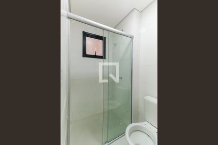 Banheiro de kitnet/studio para alugar com 1 quarto, 27m² em Vila Prudente, São Paulo