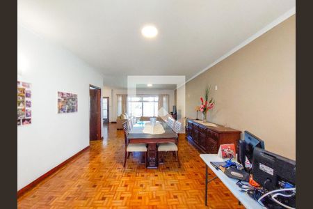 Sala de casa à venda com 3 quartos, 225m² em Bosque da Saúde, São Paulo