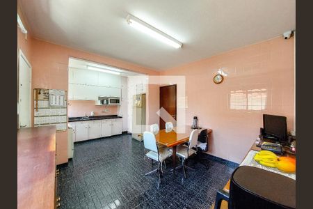 Cozinha de casa à venda com 3 quartos, 225m² em Bosque da Saúde, São Paulo