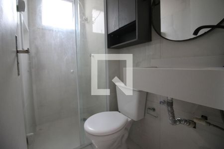 Banheiro de apartamento à venda com 2 quartos, 47m² em Padroeira, Osasco