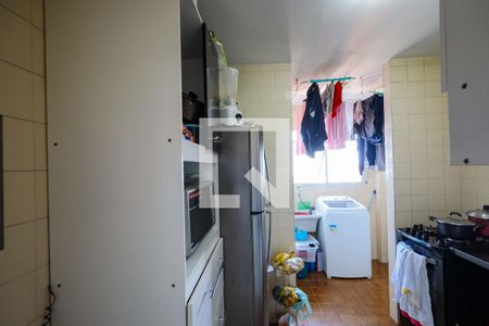 Cozinha de apartamento para alugar com 2 quartos, 82m² em Vila Constança, São Paulo