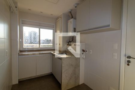 Área de Serviço de apartamento à venda com 3 quartos, 189m² em Cambuí, Campinas