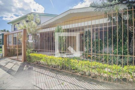 Casa à venda com 3 quartos, 209m² em Vila Ipiranga, Porto Alegre